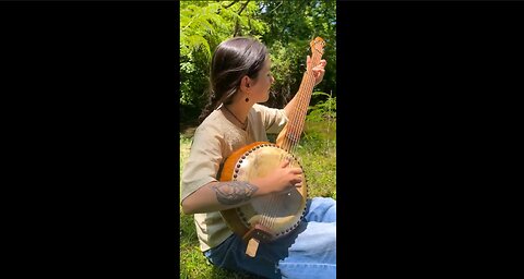 Romero Banjos gourd banjo played by Willow Osborne