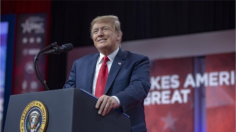 'SNL' Mocks Trump's CPAC Speech