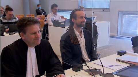 Willem Engel wegens opruiing voor de politierechter - interview en registratie van rechtszitting