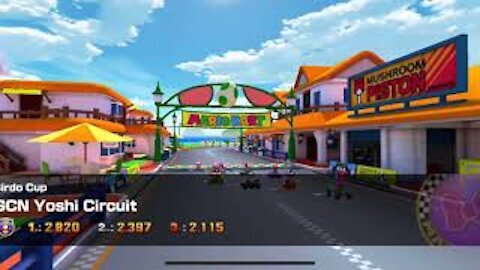 Mario Kart Tour - GCN Yoshi Circuit Gameplay (Winter Tour)