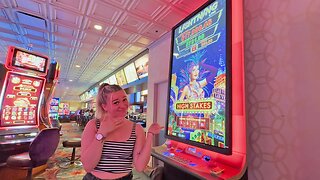 My Wife Played The BIGGEST Slot Machine In All Of Las Vegas...