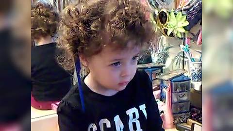 "Comb Got Stuck In Toddler Girl’s Wild Curly Hair"