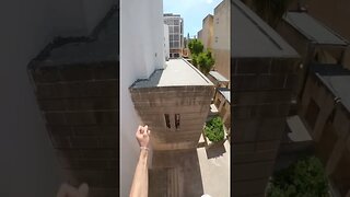 Drop so big it made the stabilizator shake in my gopro lol #foryou #fyp #parkour #gopro #goprohero9