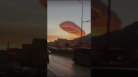 Weird Cloud Formation in Turkey! 🤯👀 Glitch in the Matrix or Cloaked UFO Sighting? 🛸