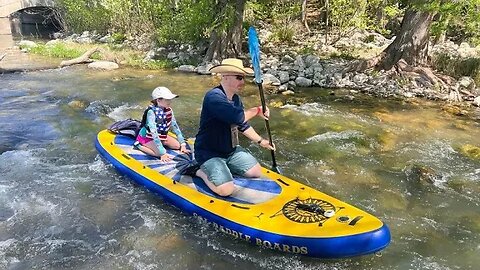 Paddle Boarding on the Guadalupe River, New Braunfels Tx