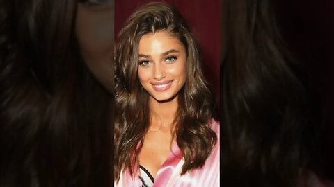 Tay Tay Taylor Hill VS Angel #taylorhill #iconic #beauty #supermodel #model #modelling #modellife