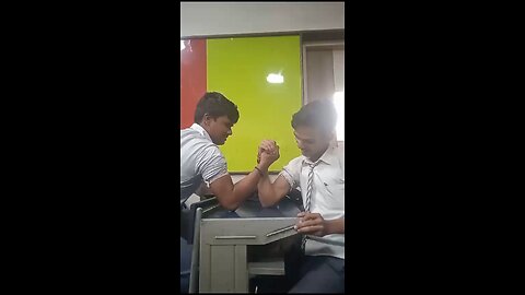 arm wrestling 🔥😰🥶