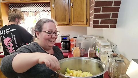 Canning Apple Pie Filling- Tis the Season