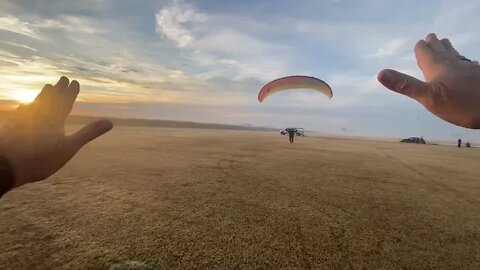 Tuesday class.. new student kiting, other student flying…