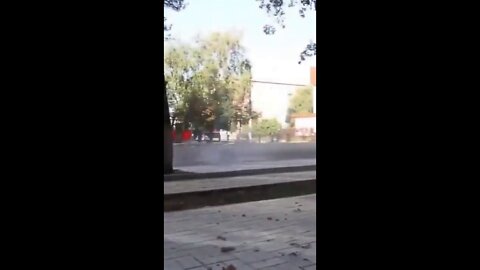 Ukrainian military appear to fire on a civilian car