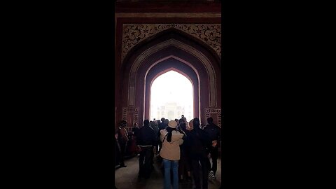 a visit to Taj Mahal