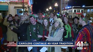 Carolers continue 40-year tradition