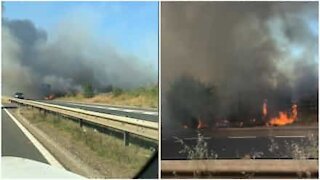 Enorme incendio filmato da molto vicino in Inghilterra