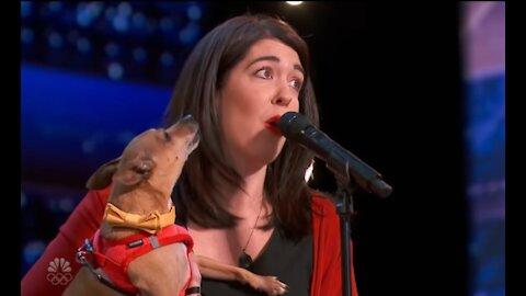 Pam & Casper THE SINGING DOG Has Simon Cowell Melting Away on