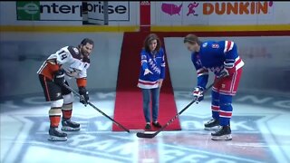 Loud Boos For NY Governor At The Rangers Game In NYC