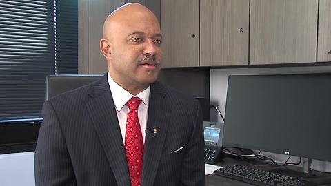 'Grow up' Indiana AG Curtis Hill gives message to owners who penalize consumers for posting negative reviews.