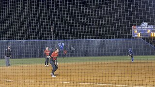 jolee shaver big softball shortstop dive