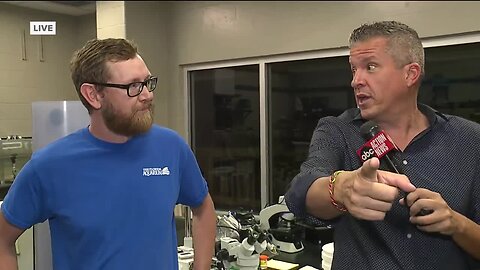 Sean Daly live at the Florida Aquarium in Apollo Beach | 6AM