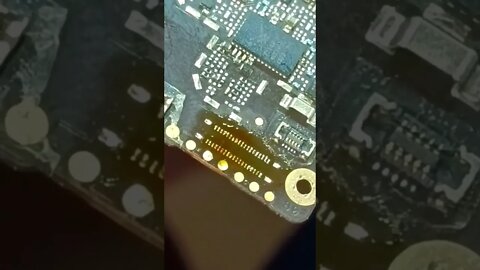 how to remove LCD clip