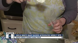 Uncle Mike's Bake Shoppe decorating kit