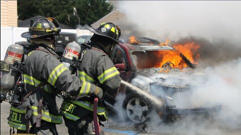 Lynbrook Fire Department - Working Car Fire - Aug 4th, 2022