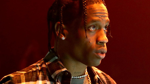 Travis Scott Gives Away One Hundred THOUSAND Dollars To FANS!