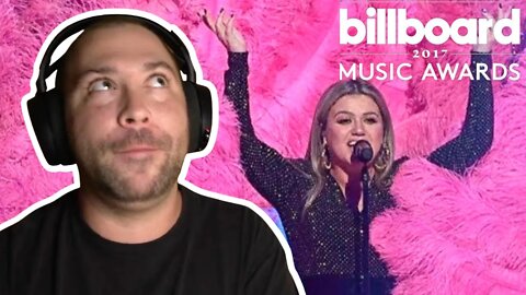 SHE'S HAVING A BLAST! | Reacting to Kelly Clarkson | Billboard Music Awards 2017 Medley