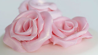 How to make fondant icing roses