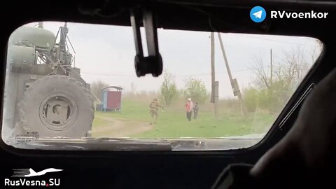 Russian special forces and armor are moving deep into the Donbass