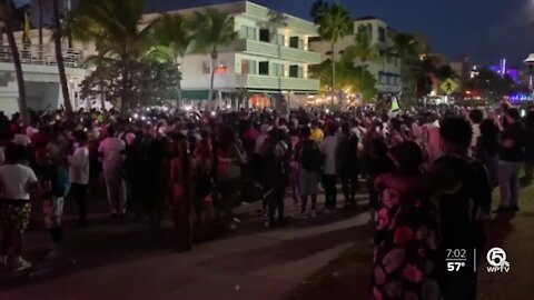 Crowds pack Ocean Drive in Miami Beach after curfew