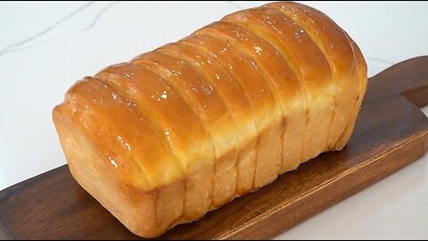 How to make this super delicious Raisin and Walnut Loaf.