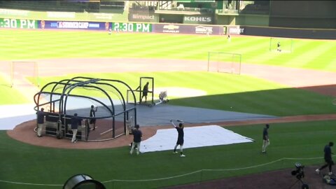 Brewers return to the field at Miller Park
