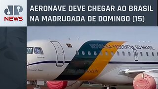 Avião da FAB com 215 brasileiros decola de Tel Aviv rumo ao Rio de Janeiro