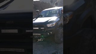 Toyota Tacoma Rock Crawling, Calico