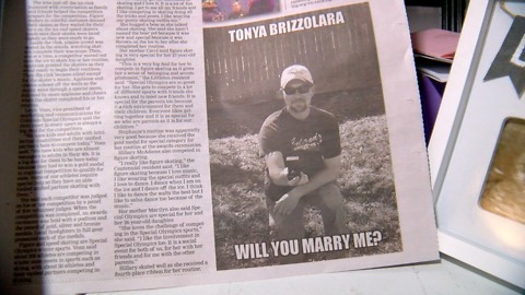 Man proposes to longtime girlfriend in Englewood newspaper