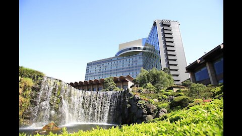 Hotel with the Most Gorgeous Garden in Tokyo - Hotel New Otani Tokyo