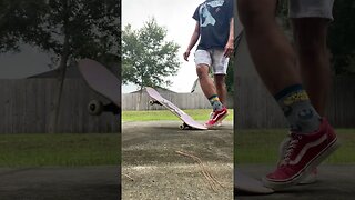 How To Pop Shuvit On A Skateboard 🛹 #short