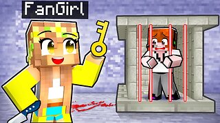 I Pretended To Be CRAZY FAN GIRL in Minecraft!