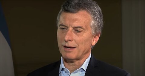 Citan a indagatoria y prohíben salida del país al expresidente argentino Mauricio Macri