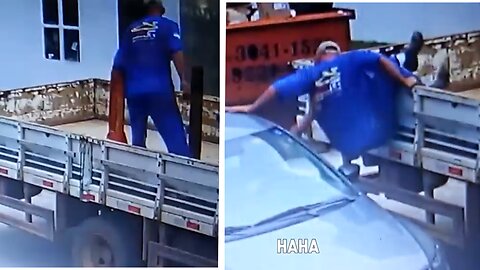 Hilarious CCTV Fails Of 2022 _ funnyguy