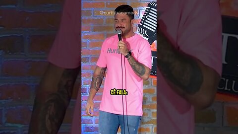 Dia dis país chegando… #comédia #curitibacomedy #humorcwb #standup #comédiastandup