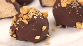 Peanut Butter Cheesecake Balls