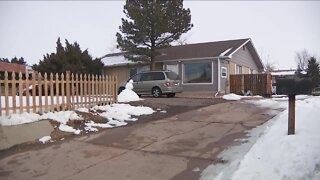 Aurora police shoot man in leg during domestic violence call