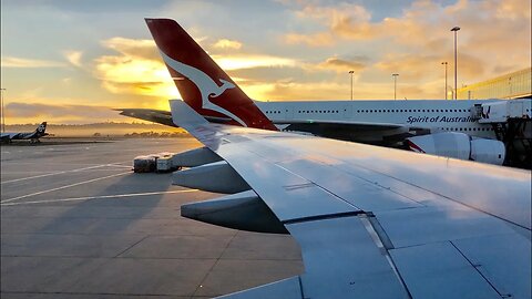 QANTAS A330-300 Landing and Taxi at Melbourne Airport