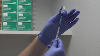 Few options available for employees who don't want vaccine, expert says