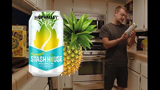Reviewing Hop Valley Pineapple Stash House IPA #pineapple #ipa 🍍🍻