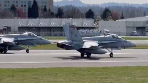 Two warbirds fly side by side F18 🔥🔥