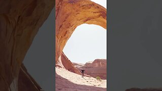 Solo Hiking Corona Arch, Moab, Utah