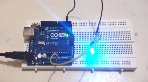 How do you make an LED light blink with Arduino?