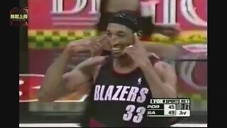 Scottie Pippen 20 Points 4 Ast @ Spurs, 2000-01.